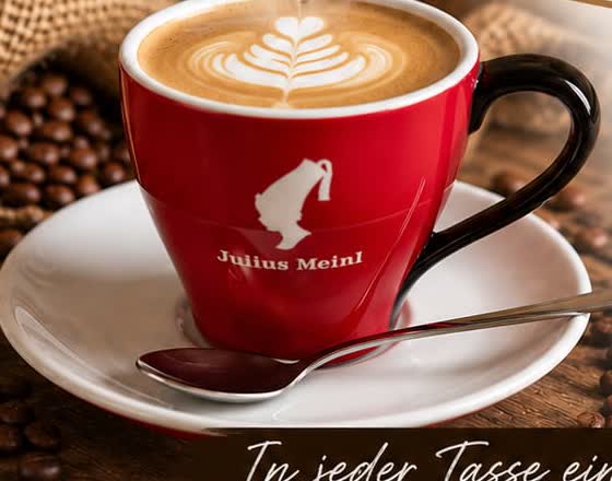 Julius Meinl Kaffee mit Latte-Art im Café Genusswelt